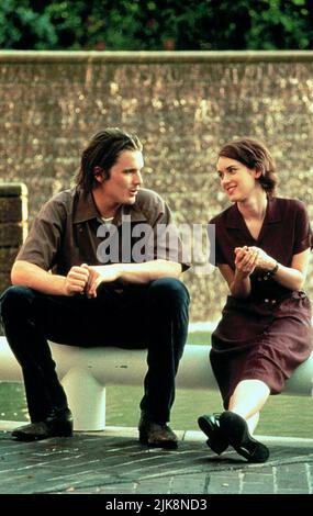 ESTADOS UNIDOS. Winona Ryder y Ethan Hawke en una escena de la película ...