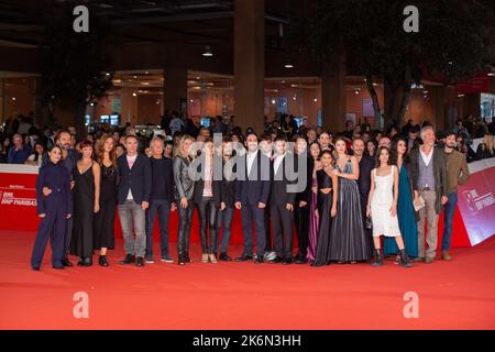 Alfombra roja de Romulus II con elenco e invitados en el Festival de Cine  de Roma 2022 Fotografía de stock - Alamy