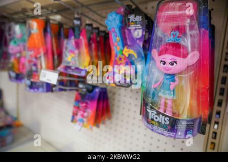 Muñecas trolls de discount hasbro