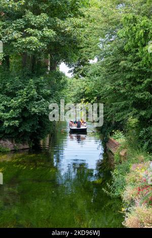 Canterbury - paseos en barco por el río Stour - Inglaterra, Reino Unido Foto de stock