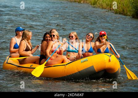Rafting en el río Boise de Idaho el 4th de julio Foto de stock