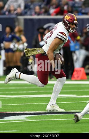 Washington Commanders tight end Logan Thomas (82) runs during an NFL  football game against the Philadelphia Eagles, Sunday, Sept. 25, 2022 in  Landover, Md. (AP Photo/Daniel Kucin Jr Stock Photo - Alamy