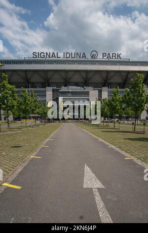 Dortmund, Alemania - Junio 30th 2022 - Foto del estadio Signal Iduna Park del club de fútbol BVB 09 de Borussia Dortmund BVB Foto de stock