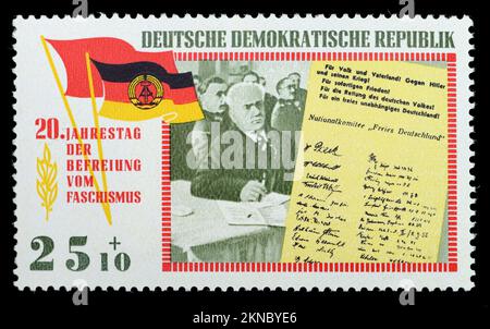 Sello de correos de Alemania del Este (DDR) (1965) : 20th aniversario de 'Libertad del Fascismo' después de WW2 - Wilhelm Pieck, Comité Nacional 'Alemania Libre' Foto de stock
