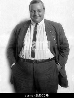ROSCOE 'GRASO' ARBUCKLE (1887-1933) actor estadounidense de cine mudo de 1920 Foto de stock
