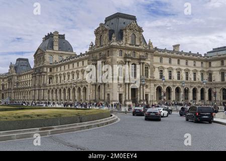 Museo del Louvre en París, francés Foto de stock