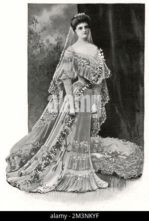 Princesa Alicia de Albany, más tarde condesa de Athlone (1883-1981), vista aquí en su vestido de boda. Se casó con el príncipe Alejandro de Teck, más tarde Alexander Cambridge, 1st conde de Athlone (1874-1957), su segundo primo una vez retirado. La boda tuvo lugar el 10 de febrero de 1904 en la Capilla de San Jorge, Windsor. Después de su matrimonio fue conocida como la Princesa Alejandro de Teck. Fecha: 1904 de febrero