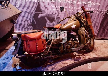 Una motocicleta Harley-Davidson Megadeluxe de la Segunda Guerra Mundial de 1942 en exhibición en el Museo del Patrimonio Americano. Hudson, Massachusetts. Foto de stock
