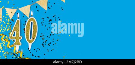 40 años. Globos de oro número 40th aniversario, feliz cumpleaños  felicitaciones Fotografía de stock - Alamy