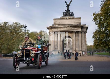 RM Sotheby's London a Brighton Veteran Car Run Foto de stock