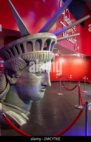 Madame Tussauds Wax Museum es una atracción popular en West 42nd Street, Times Square, Nueva York, EE.UU. 2023 Foto de stock