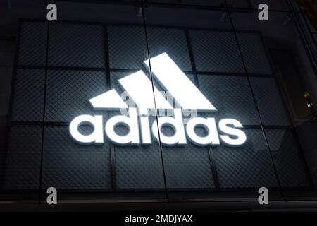 Ubicacion fabrica adidas sale