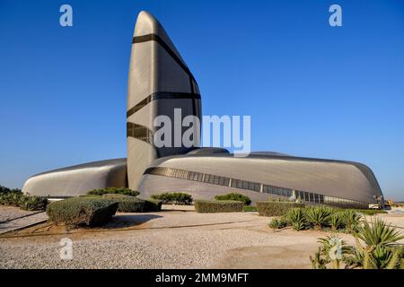 Centro Rey Abdulaziz para la Cultura Mundial, también conocido como Ithra, museo, biblioteca y lugar, Dhahran, provincia de Ash-Sharqiyya, Golfo Pérsico, Arabia Saudita Foto de stock