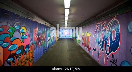 Streetart en Kassel, paso subterráneo, rue - Espacio para experimentos urbanos, Kassel, Hesse, Alemania, Europa Foto de stock