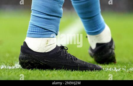 pistón Indirecto punto Primer plano de las botas Nike Phantom GX personalizadas de Jack Grealish  del Manchester City durante el partido de la Premier League en el Etihad  Stadium de Manchester. Fecha de la fotografía:
