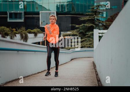 Mujeres Ropa Deportiva Corriendo Entorno Urbano Moderno Concepto