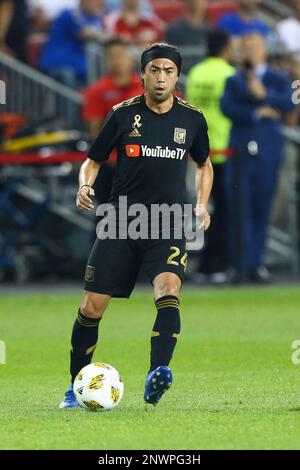 TORONTO, ON - SEPTEMBER 01: Los Angeles FC forward Carlos Vela (10) moves the ball against Toronto FC on September 01, 2018, at BMO Field in Toronto, ON, Canada. (Photo by Kevin Sousa/Icon Sportswire) (Icon Sportswire via AP Images)