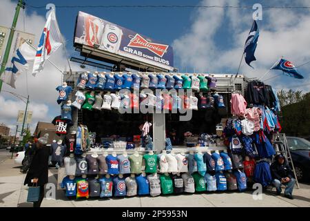 Baseball Souvenir Stand / Chicago Cubs merchandise outside Wrigley Field  Stock Photo - Alamy