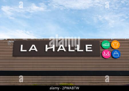 Signo y logotipo de una tienda La Halle una empresa francesa