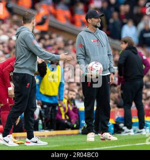 El entrenador del Liverpool Jürgen Klopp durante el partido de la Premier League entre el Liverpool y el Brentford en Anfield, Liverpool el sábado 6 de mayo de 2023. (Foto: Mike Morese | MI News) Crédito: MI News & Sport /Alamy Live News Foto de stock