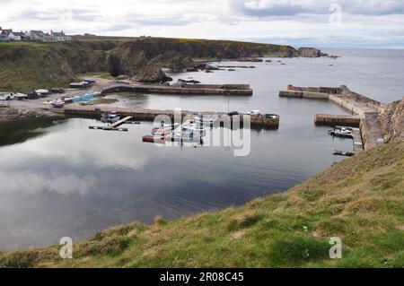 Puerto de Portknockie, Moray, Escocia, Reino Unido Foto de stock