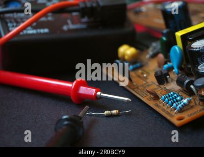 Electrónica, resistencia, resistencias, componentes electrónicos,  resistencia Fotografía de stock - Alamy