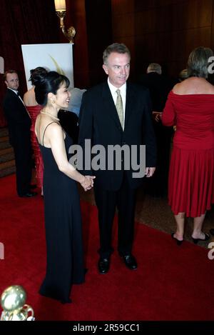 Sam Neill y su esposa, Noriko Watanabe, en la cena benéfica de ...