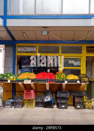 Zhenski Pazar aka Women's Market aka Ladies Bazaar, parte de la Zona de Tolerancia, en la ciudad de Sofía, Bulgaria. 2 de agosto de 2023. Foto de stock