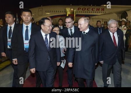 (190425) -- BEIJING, 25 de abril de 2019 -- El presidente ruso Vladimir Putin llega a Beijing, capital de China, el 25 de abril de 2019, para asistir al Segundo Foro de la Franja y la Ruta para la Cooperación Internacional. ) (BRF)CHINA-BEIKING-FELT Y ROAD FORO-PRESIDENTE RUSO-LLEGADA (CN) SHENXBOHAN PUBLICATIONXNOTXINXCHN Foto de stock
