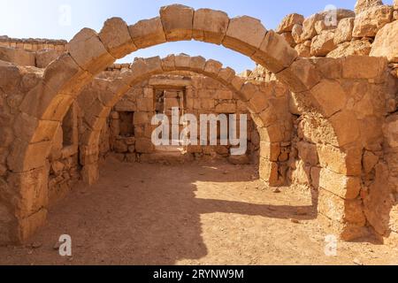 Qasr Al Hallabat castillo desierto, Jordania Foto de stock