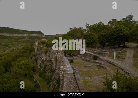 El bastión medieval de Veliko Tarnovo, Tsarevets en Bulgaria Foto de stock