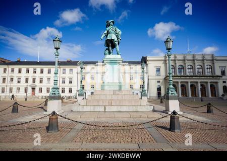 La plaza de Gustaf Adolf con la estatua de Gustavo Adolfo de Suecia en Göteborg, Suecia Foto de stock