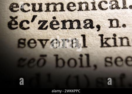 Definición de palabra eczema en la página del diccionario, primer plano Foto de stock