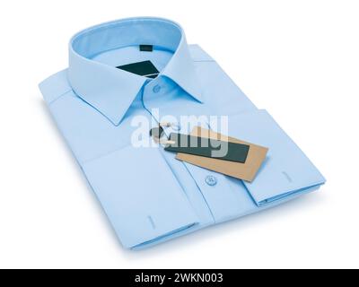 Camisa clásica azul claro doblada de manga larga para hombre con manguito de manguito aislado sobre fondo blanco Foto de stock