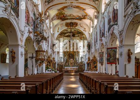 La antigua abadía imperial de Gutenzell fue un convento cisterciense fundado en 1237 en el río Rot, en el actual municipio de Gutenzell-Hürbel, en el distrito suabio superior de Biberach. Foto de stock