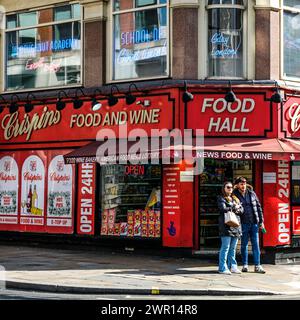 Chinatown, Londres, Reino Unido, 08 de marzo de 2024, Crispins Food Hall Concerence Store Shaftesbury Avenue sin personas Foto de stock