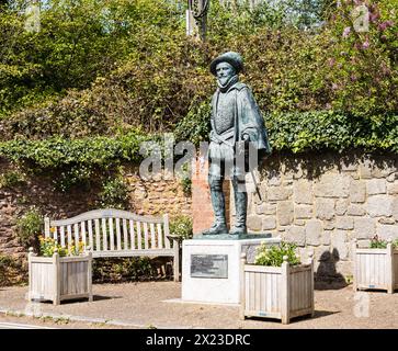 Estatua de Sir Walter Raleigh en East Budleigh. Foto de stock