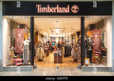 Timberland tienda Trafford Centre UK Reino Unido Inglaterra Europa GB Gran Bretaña UE Unión Fotografía de stock - Alamy