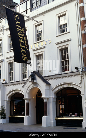 Sothebys en New Bond Street, Londres, Inglaterra