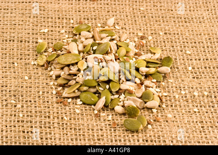 Mezcla de semillas con IG bajo saludable Foto de stock