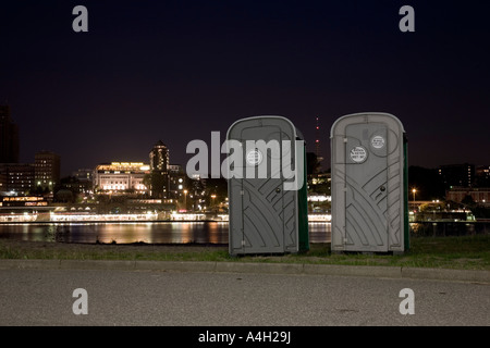 Los baños portátiles, Hamburgo, Alemania.