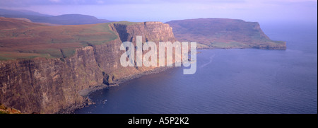 Desde el acantilado Ramasaig Waterstein Head Skye Escocia
