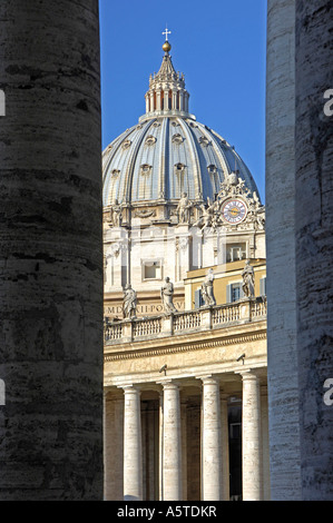 Kolonnade Petersdom Vatikan Rom Italien Europa Italien Italia Italia es207 Rom Roma Roma Foto de stock
