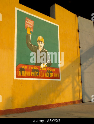 Astillero vietnamita mural comunista, Vietnam, Asia Foto de stock