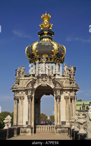 Puerta de la corona Kronentor Zwinger de Dresde Foto de stock