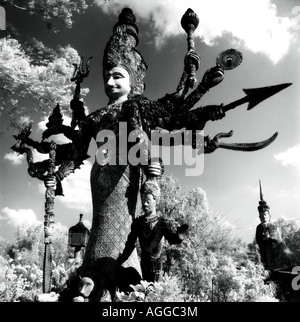 Hindi / Esculturas budistas en Tailandia Foto de stock