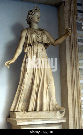 La diosa romana Juno, esposa y hermana de Júpiter, Reina del cielo. Artista: Desconocido Foto de stock