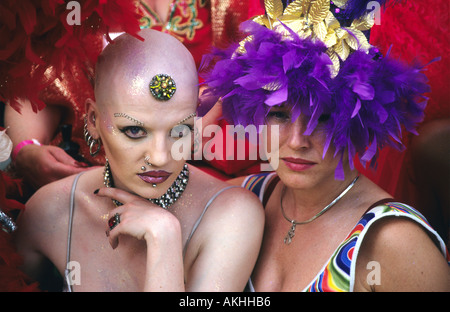 Juerguistas en Mardi Gras Carnival, Finsbury Park, Londres, Inglaterra, Reino Unido Foto de stock