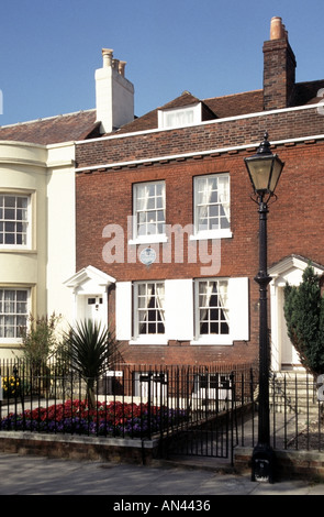 Ciudad de Portsmouth la casa donde nació Charles Dickens ahora un museo Foto de stock
