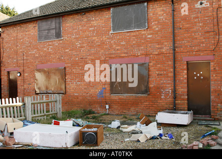 Subieron hasta la vivienda del Consejo pendiente de demolición en San Pablo, Cheltenham, UK Foto de stock